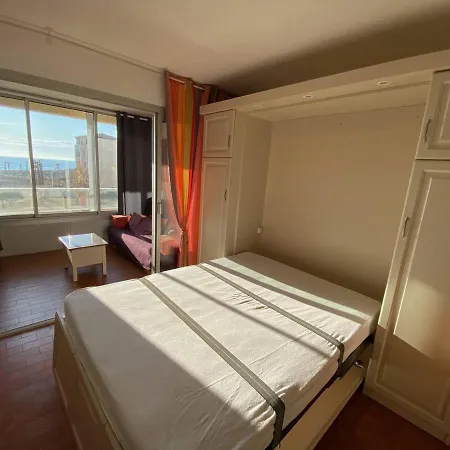 En Bord De Mer, 4 Couchages, Parking Prive, Pres Des Commodites Et Parc Aqualand - Fr-1-81-577